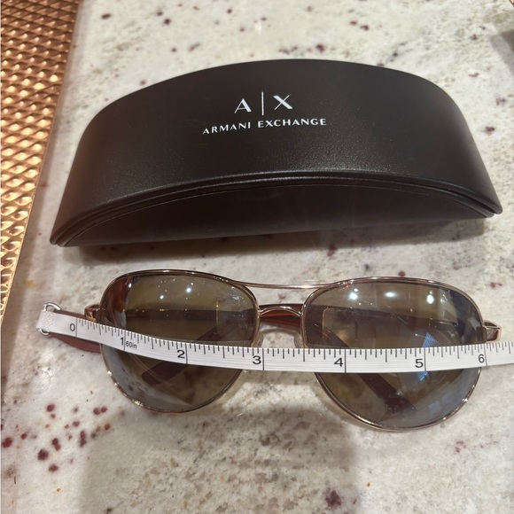 Armani Exchange eyeglass case - Picture 8 of 12